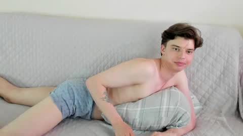 guy_liam1 online show from 06-30-26, 03:02