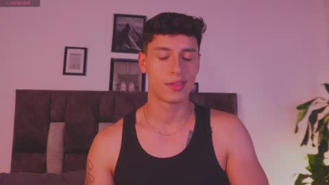 Gabriel online show from 04-06-26, 05:52