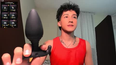 Snapshot of guy_veryhot1 chatting on 06-11-26, 02:53 onlyfans kevin garcia s online show from 06-11-26, 02:53