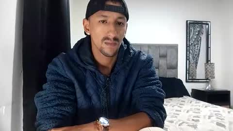 Snapshot of guykarim chatting on 02-02-26, 05:28 karim online show from 02-02-26, 05:28