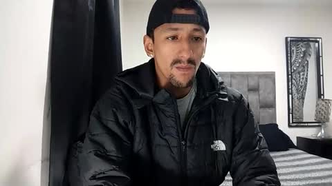 Snapshot of guykarim chatting on 02-24-26, 07:06 karim online show from 02-24-26, 07:06