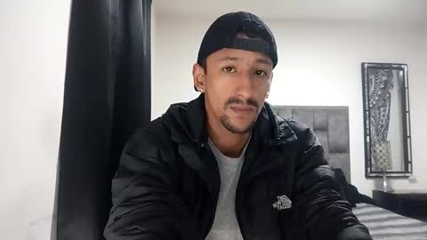 Snapshot of guykarim chatting on 03-29-26, 10:04 karim online show from 03-29-26, 10:04