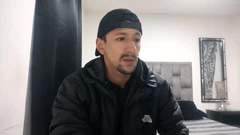 Snapshot of guykarim chatting on 03-30-26, 11:11 karim online show from 03-30-26, 11:11