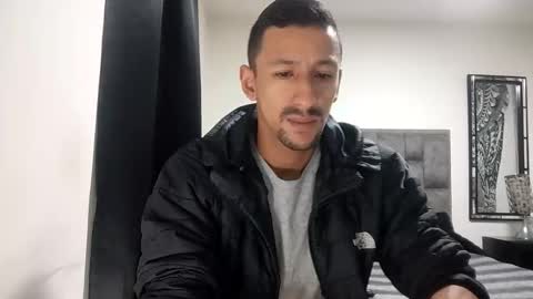 Snapshot of guykarim chatting on 04-16-26, 08:26 karim online show from 04-16-26, 08:26