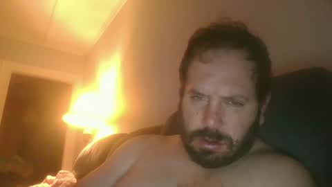 Snapshot of guynaked105 chatting on 04-11-26, 02:38 guynaked105 online show from 04-11-26, 02:38