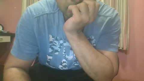 Snapshot of guywith85mm chatting on 01-01-25, 06:16 guywith85mm online show from 01-01-25, 06:16