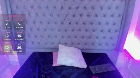 Gyal Smith online show from 05-09-26, 03:56