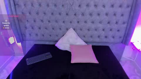 Gyal Smith online show from 05-19-26, 03:24