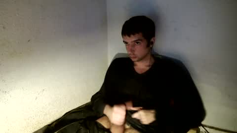 Snapshot of h1dden_reality chatting on 06-15-26, 10:23 h1dden_reality online show from 06-15-26, 10:23