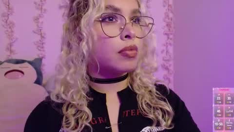 Haely online show from 03-26-26, 04:18