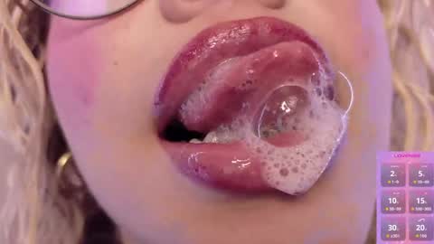 Haely online show from 05-31-26, 11:28