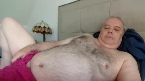 Snapshot of haggisstop chatting on 07-12-26, 08:16 haggisstop online show from 07-12-26, 08:16