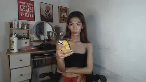 hailey_sweetcum77 online show from 05-22-26, 03:50