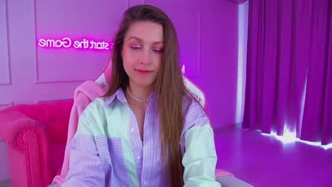Hailey online show from 07-20-26, 10:39