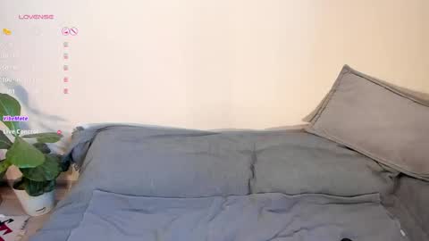 Hailey online show from 03-22-26, 03:15