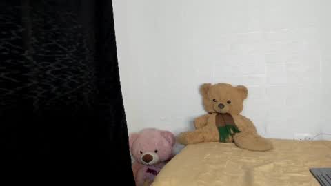 Snapshot of haileyduke chatting on 06-19-26, 01:54 Hailey online show from 06-19-26, 01:54