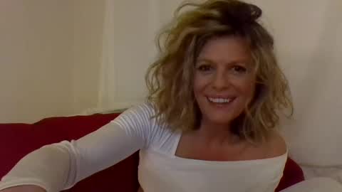 Hailey online show from 02-22-25, 02:17