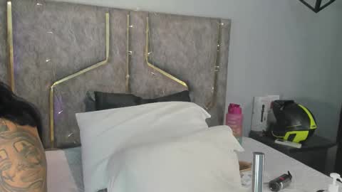 haileystonei online show from 12-02-25, 11:59