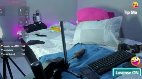 haileystonei online show from 04-17-26, 11:13