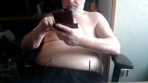Snapshot of hairyarmpit_lover_1970 chatting on 04-23-26, 12:29 hairyarmpit_lover_1970 online show from 04-23-26, 12:29