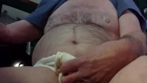 Snapshot of hairydad246 chatting on 03-13-26, 05:52 hairydad246 online show from 03-13-26, 05:52