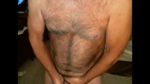 Snapshot of hairypecsguy chatting on 02-17-26, 07:49 Hairy pecs online show from 02-17-26, 07:49