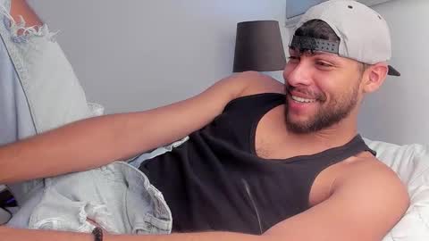 Independent       model  online show from 03-28-26, 08:08