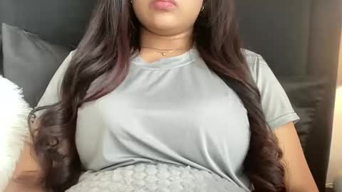 Snapshot of halleyb2026 chatting on 02-14-26, 05:21 halleyb2026 online show from 02-14-26, 05:21