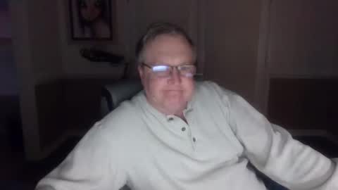 Snapshot of han63 chatting on 01-17-25, 12:21 Han online show from 01-17-25, 12:21