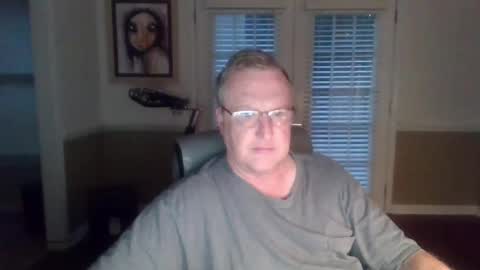 Snapshot of han63 chatting on 09-26-25, 11:14 Han online show from 09-26-25, 11:14