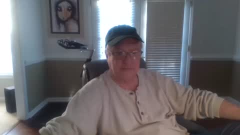 Snapshot of han63 chatting on 11-23-25, 01:33 Han online show from 11-23-25, 01:33