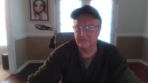 Snapshot of han63 chatting on 01-11-26, 01:49 Han online show from 01-11-26, 01:49