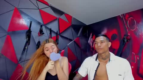 Snapshot of hana_and_zeta chatting on 12-22-25, 12:35 Hana and Zeta online show from 12-22-25, 12:35