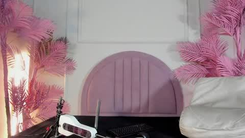 hanaahquinn online show from 05-26-26, 03:13