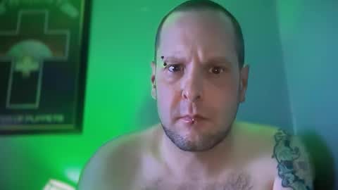 hand_banana_420 online show from 11-01-25, 03:52