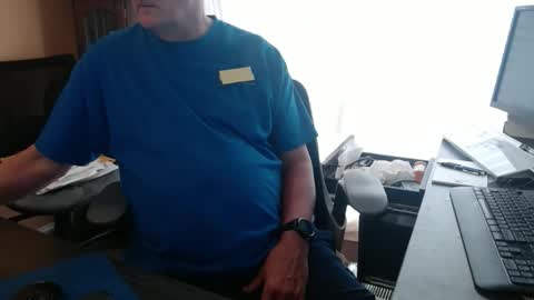 handsome_guy4u online show from 04-17-26, 07:50