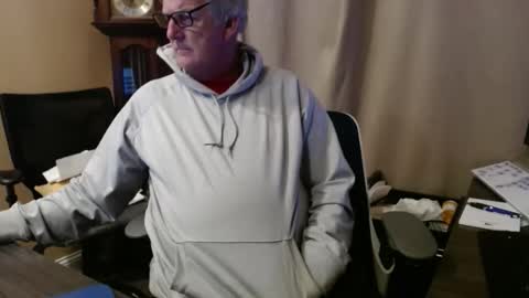 handsome_guy4u online show from 04-20-26, 04:04