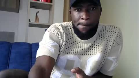 Snapshot of handsome_king30 chatting on 01-15-25, 10:38 handsome king online show from 01-15-25, 10:38