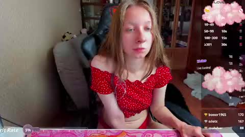 Snapshot of handsome_whale chatting on 06-21-26, 04:26 Mila online show from 06-21-26, 04:26