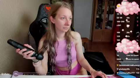 Snapshot of handsome_whale chatting on 07-20-26, 07:55 Mila online show from 07-20-26, 07:55