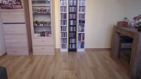 HandsomeGuy1984 online show from 02-01-25, 09:00