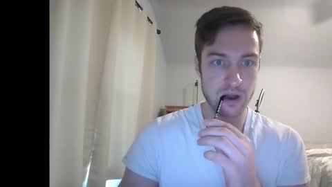 handsumhung online show from 11-17-25, 08:47