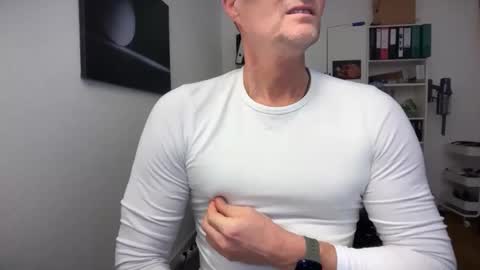 hanky online show from 02-06-26, 08:29