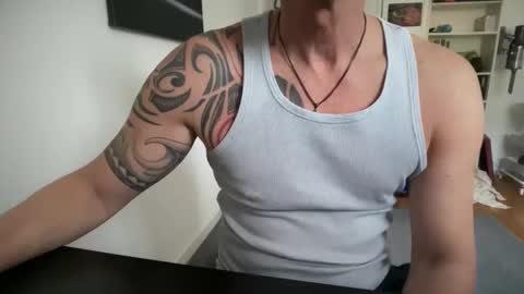 hanky online show from 04-11-26, 10:19