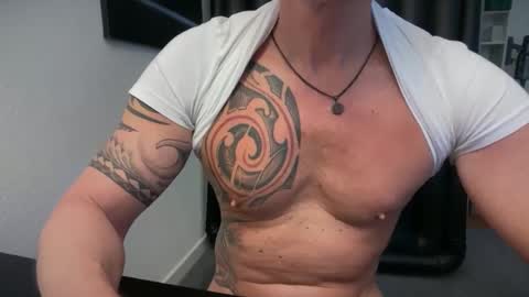 hanky online show from 04-13-26, 07:14