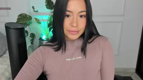 Snapshot of hanna_1sweet chatting on 07-15-26, 11:48 hanna online show from 07-15-26, 11:48