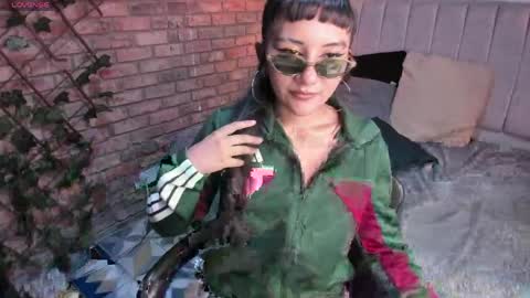 Hanna clark online show from 05-11-26, 04:04