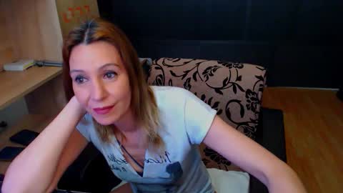 hanna_ha online show from 03-12-26, 08:59