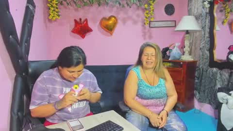 Snapshot of hanna_mature01 chatting on 02-23-26, 12:46 Hanna online show from 02-23-26, 12:46