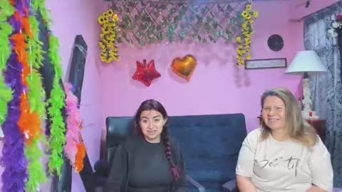 Snapshot of hanna_mature01 chatting on 02-25-26, 12:04 Hanna online show from 02-25-26, 12:04